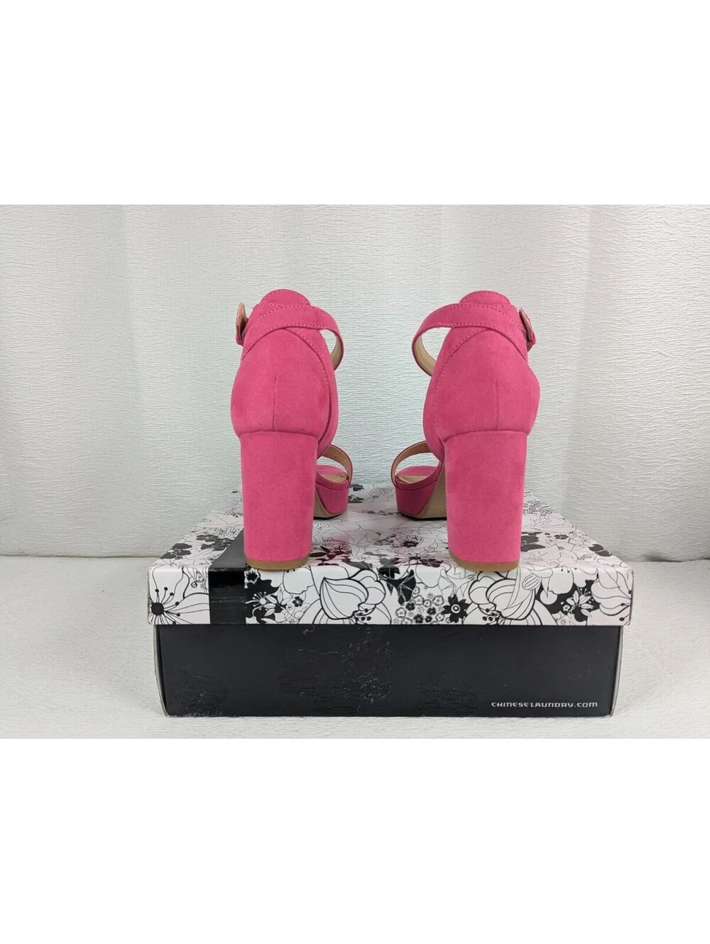 CL by Laundry - Go On 2 - Women's - Block Heels / Platform Sandals - Size 5.5